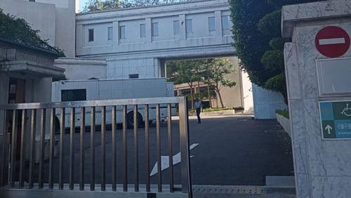 中央銀行駐衛警墜樓 送醫搶救傷重不治