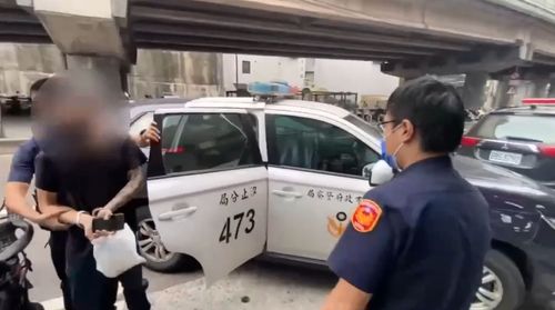 身揹4案躲家中 賊星該敗!新北通緝犯「放風」找友被警逮