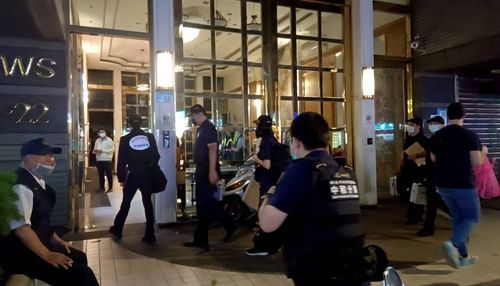 獨家｜男子全身刀傷陳屍新北住家　滿地鮮血！家人返家驚嚇報警