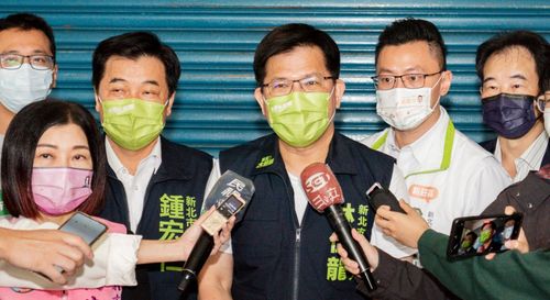 四叉貓批新北市捷運局新聞稿不中立 林佳龍怨公器私用「每日對我一罵」