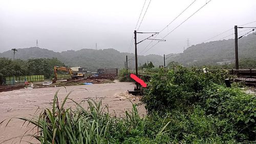 溪水暴漲達警戒線 台鐵宜蘭龜山=大里間單線雙向通行