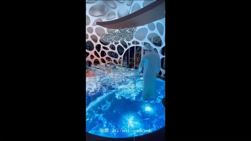 有錢人和你想的不一樣　在餐廳竟然也能享受到海浪襲來的快感