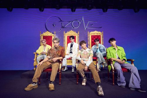 原子少年「地球」加盟唱片公司 加人、改名正式出道