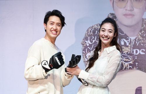 柏克萊學霸歌手在美國被騙下載非法色情片 「違反愛國者條款」險遭遣返