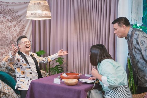 沈玉琳友情客串算命師 謝祖武掏兩百塊打發