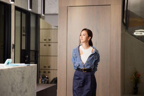 周曉涵6金主進貢千萬 無懼緋聞與周孝安再續前緣