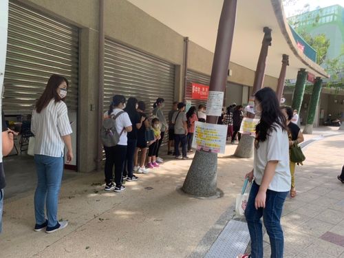 台中一家8口3天全確診 最小9月嬰!醫點名「這族群」快打新冠疫苗