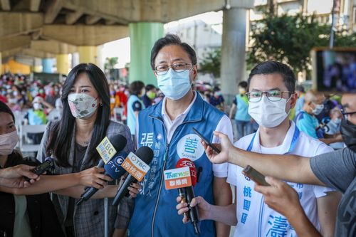 批「論文案」、《鏡電視》案破壞國家體制 張善政:蘇貞昌下台、蔡英文道歉