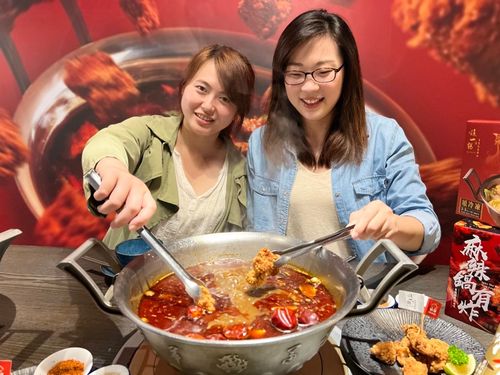 吃鍋不搗蛋 台中搶搭萬聖節「麻辣鍋+有炸」粉絲快追味