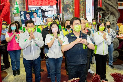 用公家的資源「假公濟私」 林佳龍批新北市府:行政不中立