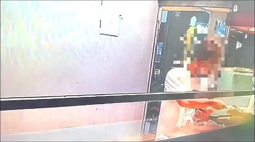 新北男偷钱还盗刷金饰转卖　物流司机收到讯息才知背包被偷