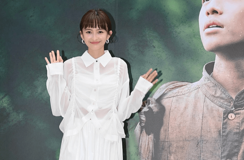 网美葛盈瑄受王小棣钦点挑大梁 19万粉丝撑腰叹「女明星不好当」