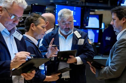 Fed今開升息會議!美股又回落 道瓊跌逾350點