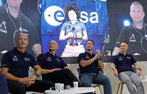 歐洲女性第一人！義籍太空人接下國際太空站指揮官金鑰