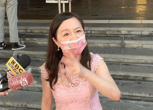 周玉蔻道歉後被這問題惹怒！　嗆記者：你有良心嗎