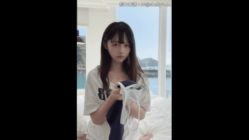 這件「史庫水」太甜美 萌妹換裝網友暴動