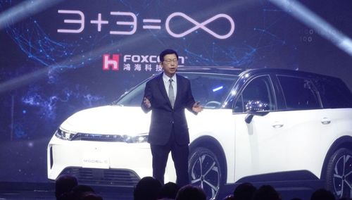 鴻海ＭODEL B、V規格曝光！劉揚偉：將在台灣泰國美國生產