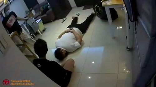 高雄大樓毒趴徹夜嗨！破門見槍毒、通緝犯　還有9月孕婦