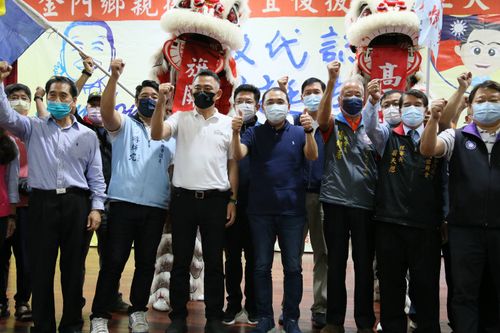 聲勢互拉抬　楊鎮浯跨海與侯友宜合體、拼年底都勝選