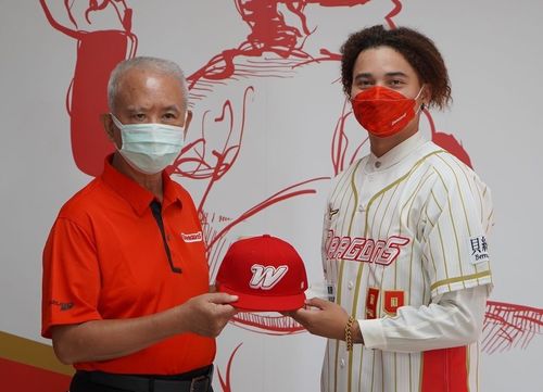 林凱威對戰左、右打有落差 葉總也不解