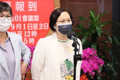 呼籲藍綠停止口水泥巴戰　賴香伶：辦電視辯論用政策PK