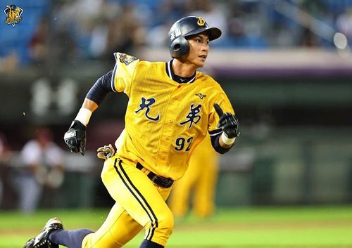 兄弟17安痛擊桃猿　終於讓霸林爵吞下對戰首敗　