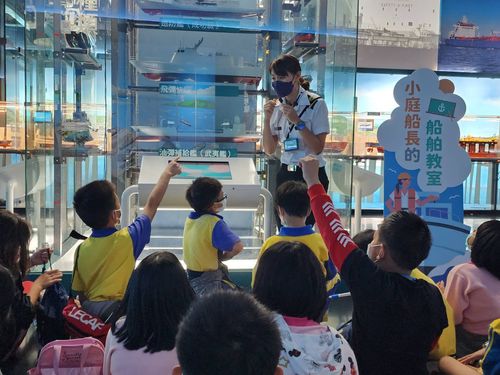 「台湾女孩日」接轨国际 基隆海科馆推女船长船舶教室