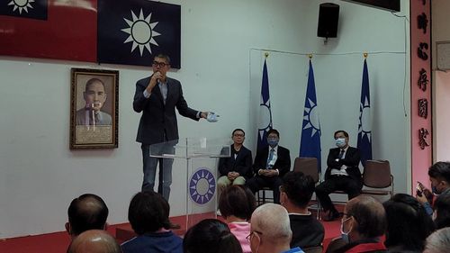 周玉蔻揭蔣孝嚴緋聞! 連勝文開砲:這位大嬸曾是「不倫事件」參與者