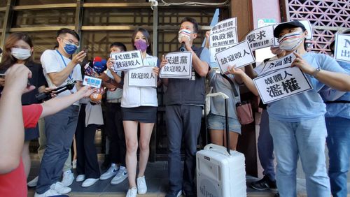 周玉蔻告柯P、蔣萬安!民眾黨奔北檢酸:妳被拋棄了 嗆民進黨「放寇咬人」