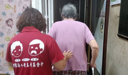 颱風天奶奶叫她買東西引怒火　孝孫女扛責悲訴：我不是菲傭