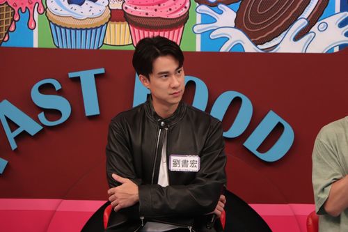 劉書宏扮警察衝鋒陷陣　有感台南殺警案嘆「為何不能開槍」