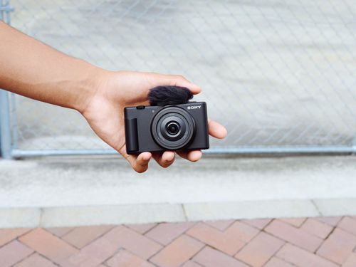 Sony推Vlog隨身機ZV-1F　搭20mm超廣角定焦鏡