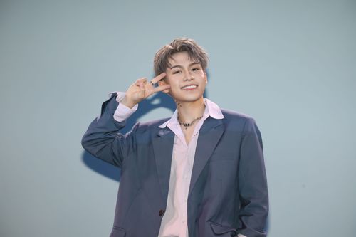 《原子少年》洪禹翔拚过头爆肝发烧 小孩退团前送抱打气