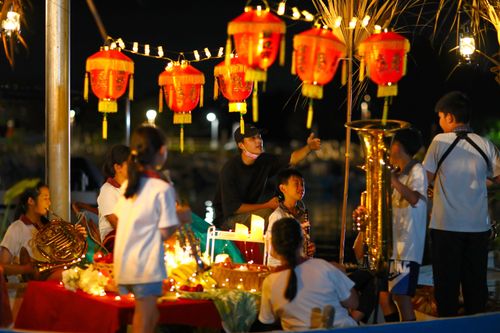 全台唯一水上市集、光夜市即將開張!台北「鬧熱關渡節」10/28、29登場