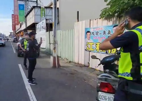 才被割頸又遭挖眼!他跟柯文哲同框競選布條又毀了 中警逮1嫌