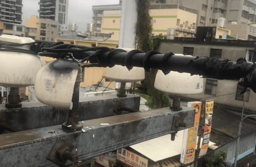 一聲雷擊!台中大雅區2849戶停電1小時 台電搶修:電線絕緣體遭擊中