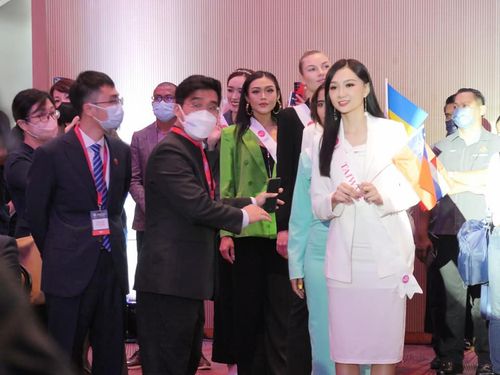 台灣佳麗登台被攔淚灑會場　矢板明夫評「後續效應」：中國打壓更吃力