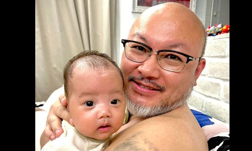 劉亮佐曬兒子刺青喊不偏心「要給女兒補一個」!網見這張照笑喊:其實不用耶