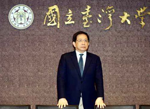 台大學生沒打招呼!管中閔「感到悲痛」 阿扁學長說話了