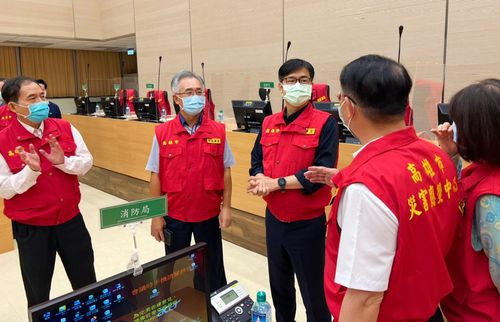 地震致幹管裂了 高雄市今晚停水6小時!緊急搶修