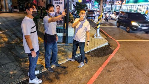 徐巧芯抓包他兩助理「演路人」開嗆盧秀燕　張耀中回擊「何罪之有？」