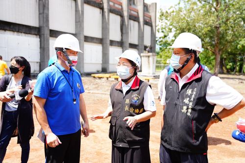 不只總統放鳥花蓮？　傅崐萁怒批「教育部長勘災突消失」