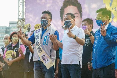 幫北市議員站台因「母雞弱」？　侯友宜急澄清：過去有淵源