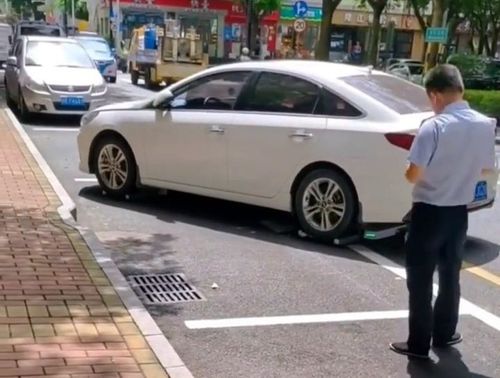 遇車刻意擋路怎辦？這款神器被讚爆　網戲稱：偷車挺方便的！