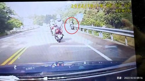 南投團騎「他一直偏向右邊」　18歲男撞護欄栽落16米深谷慘死