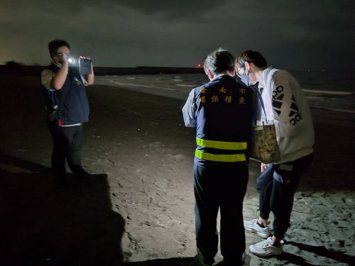 煙火連發迎中秋節 台南環保局開出3張罰單了