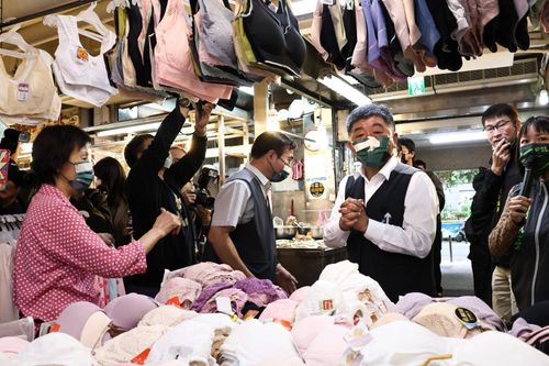 暴雨來不及移車！柯Ｐ要國民自己負責　陳時中酸：市府要檢討SOP
