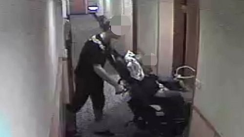 躲警摔斷頸椎半身癱瘓　坐輪椅也要耍狠！教唆小弟搞仙人跳被逮