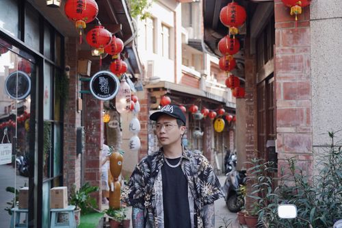 蕭秉治回澎湖尋找恩師 反被爆料亂丟情書往事