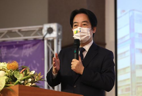 嘉基「智慧手術大樓」啟用 賴清德讚:具準醫學中心條件